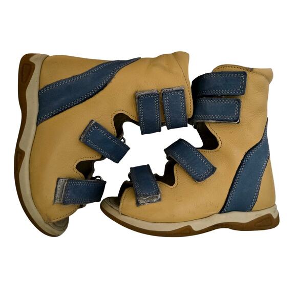 Toddler Tan & Blue Strap Shoes – Approx US Size 7 (6" Sole Length) - Picture 2 of 7